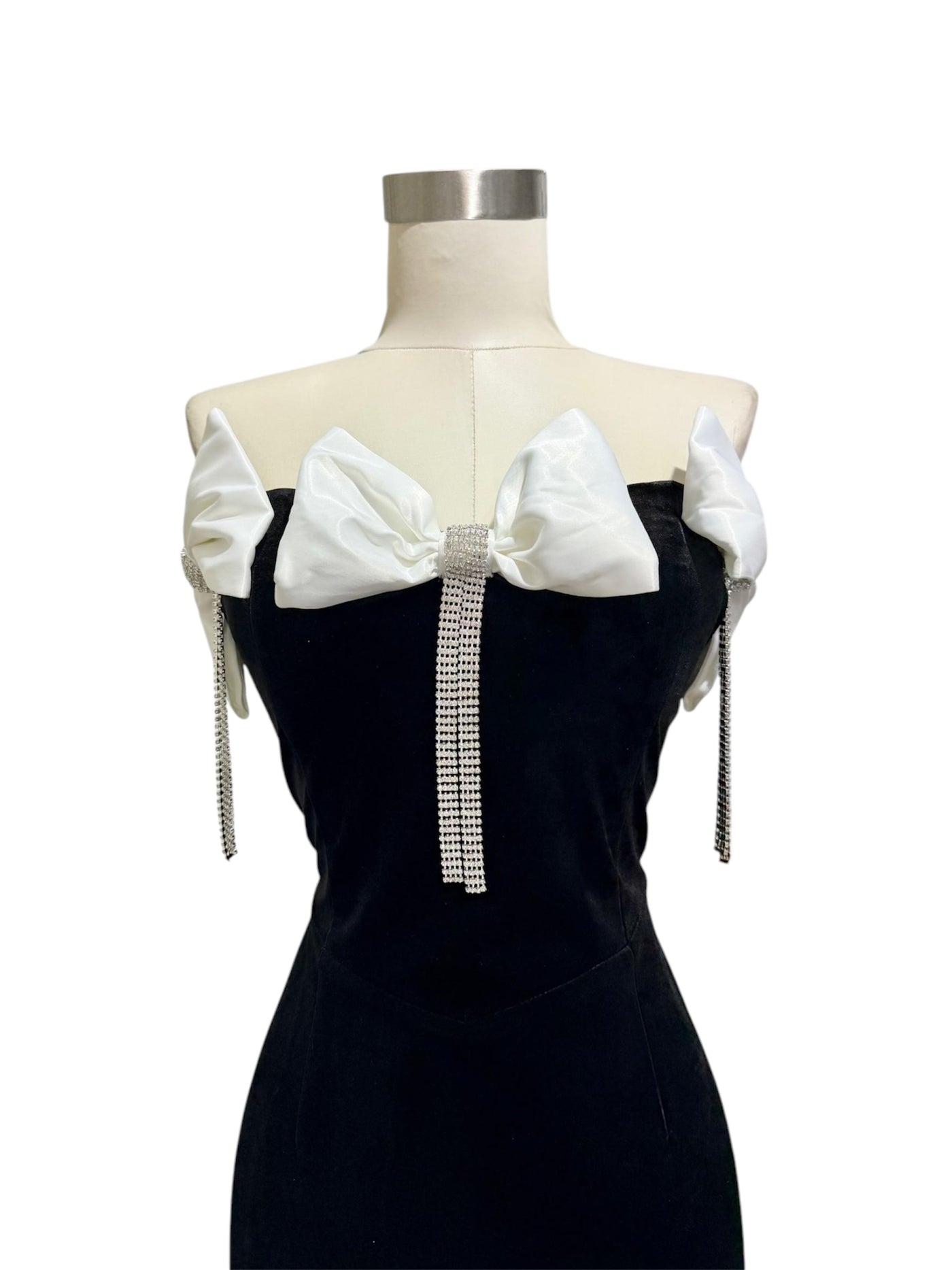 Vestido Terciopelo y Brillantes