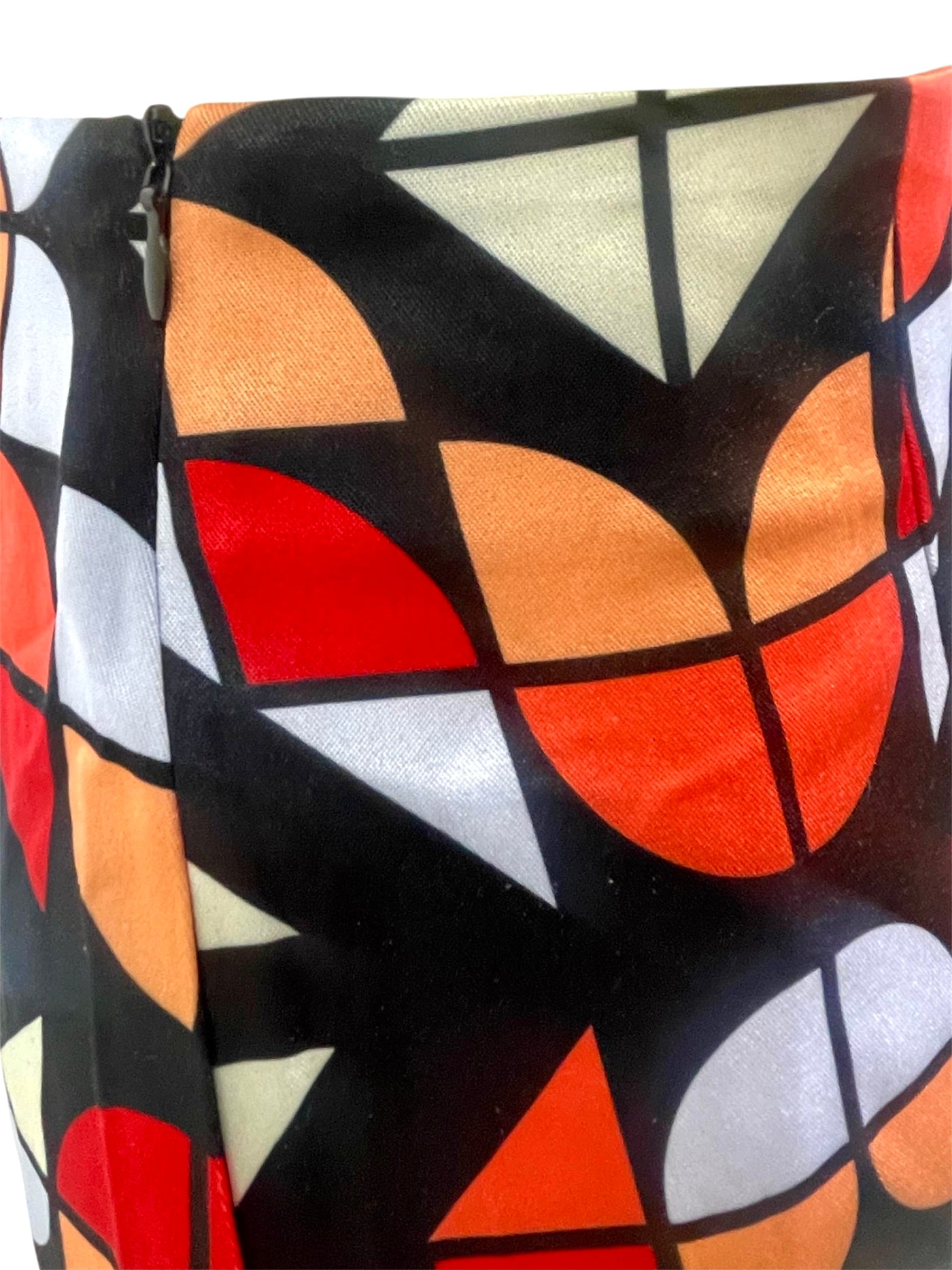 Falda Negra Explosión Artística