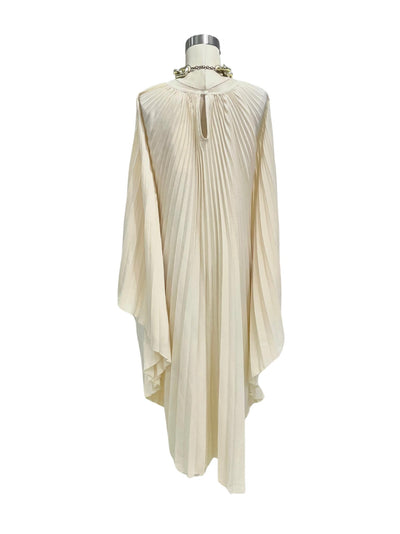 Vestido Beige Plisado Fluidez Chic